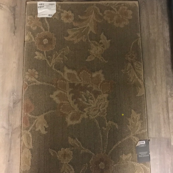 Threshold Area Rug - Picture 5 of 5